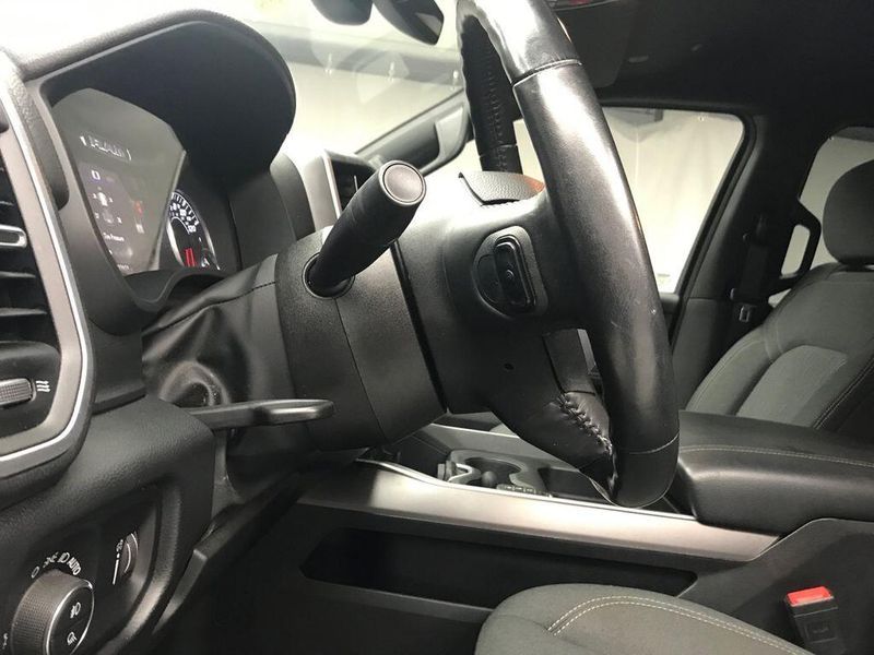Used 2022 RAM 1500 Big HornImage 5