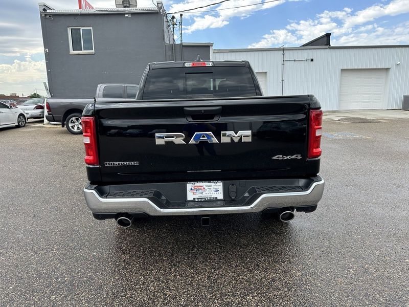 2025 RAM 1500 Big Horn Crew Cab 4x4 5