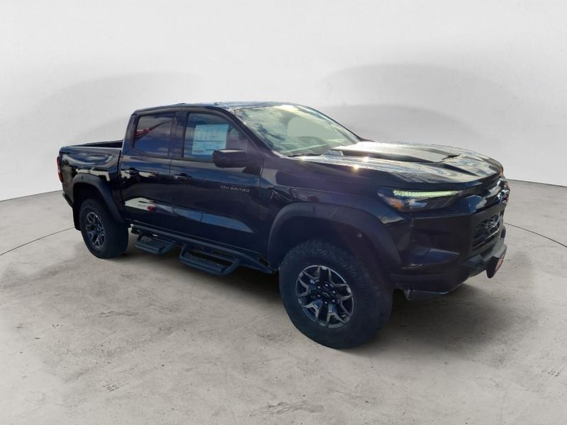 2026 Chevrolet Colorado ZR2 photo 3