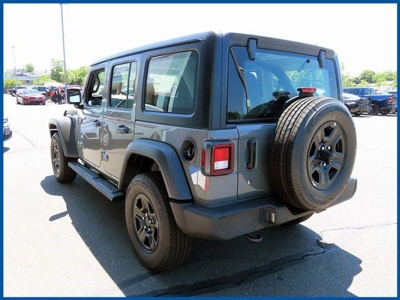2023 Jeep Wrangler SportImage 5