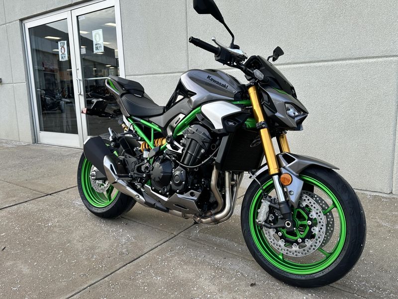 2025 Kawasaki Z900 SE ABS Image 1