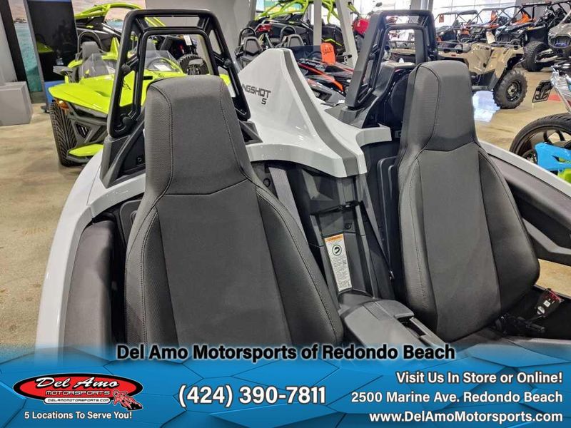 2023 Polaris T23AATHD  in a MOONLIGHT WHITE exterior color. Del Amo Motorsports of Redondo Beach (424) 304-1660 delamomotorsports.com 