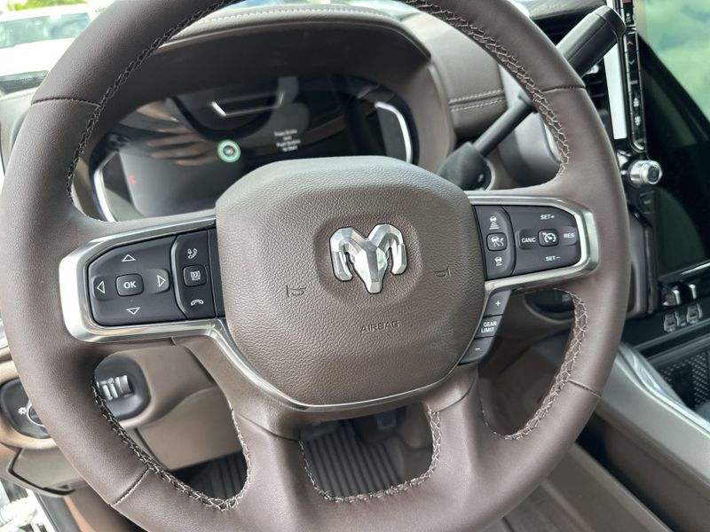 2025 RAM 3500 Laramie Crew Cab 4x4 8