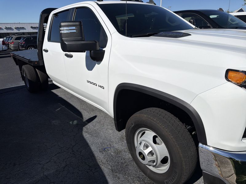 Used 2022 Chevrolet Silverado 3500HD Chassis Work TruckImage 4