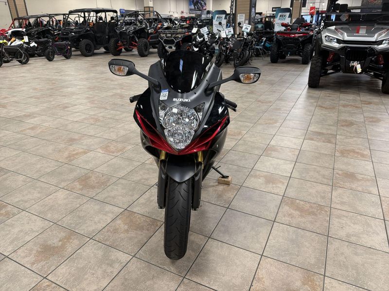 Used 2026 Suzuki GSX-R750 CA Image 12