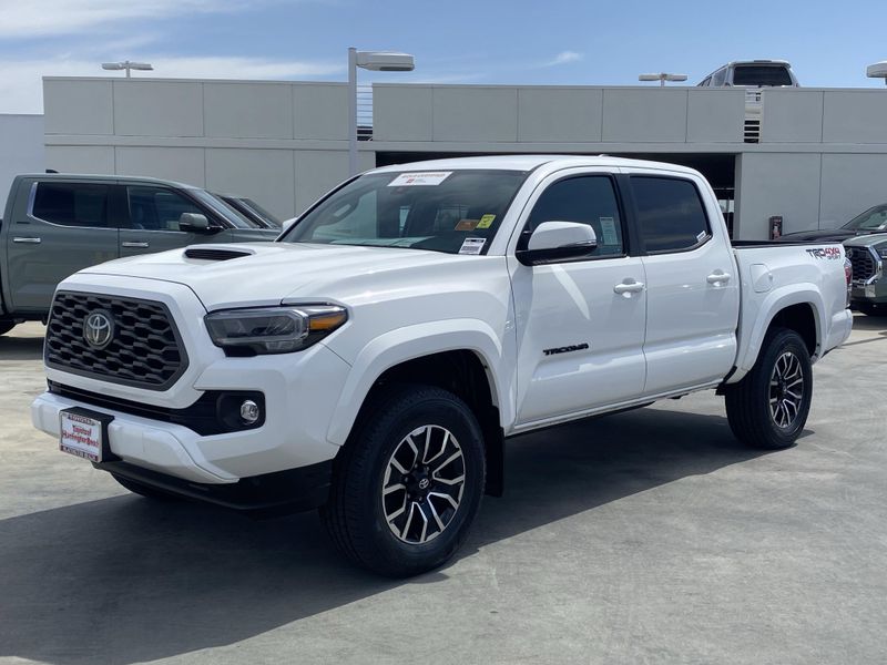 2023 Toyota Tacoma TRD SportImage 8