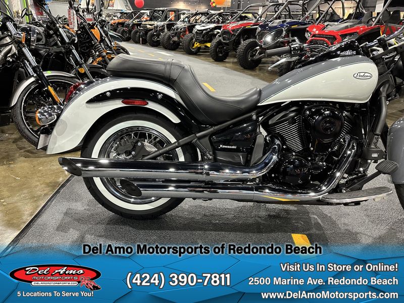 2024 Kawasaki VN900ERFAL-GY1  in a PEARL STORM GRAY/PEARL ROBOTIC WHITE exterior color. Del Amo Motorsports of Redondo Beach (424) 304-1660 delamomotorsports.com 