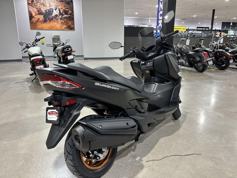 New 2027 Suzuki BURGMAN 400 Image 22