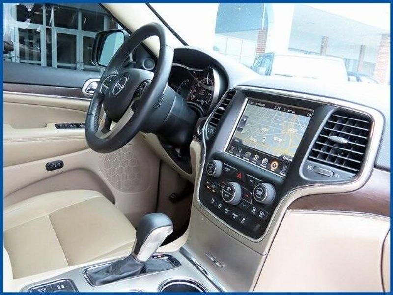2017 Jeep Grand Cherokee LimitedImage 8