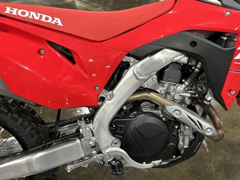 2025 Honda CRF450X  in a RED exterior color. Del Amo Motorsports of Redondo Beach (424) 390-7811 delamomotorsports.com 
