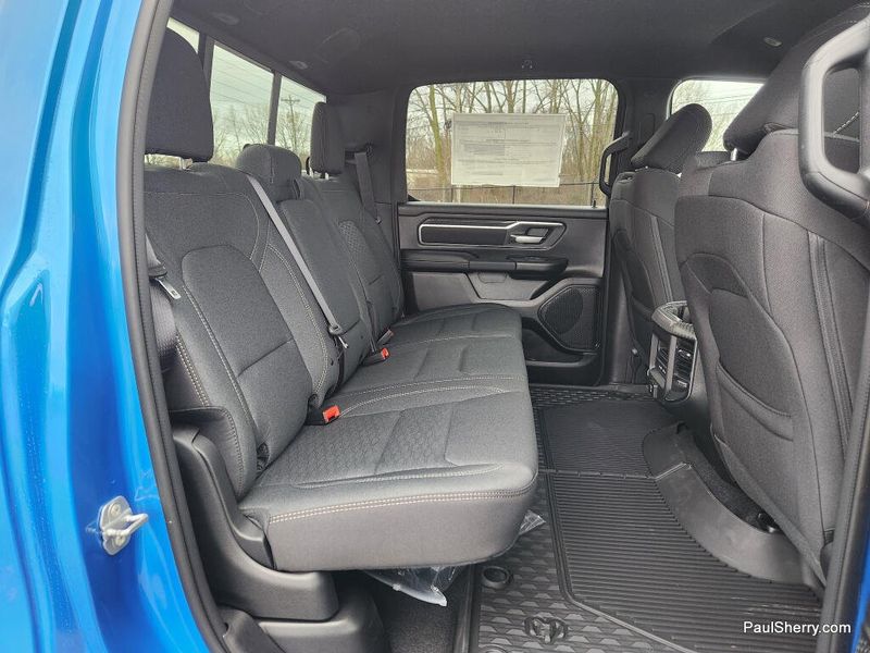 New 2026 RAM 1500 Big Horn Crew Cab 4x4 5'7' Box