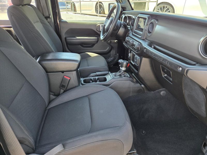 Used 2022 Jeep Wrangler Sport 4x4