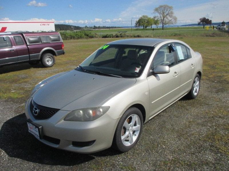 2004 Mazda Mazda3 iImage 2