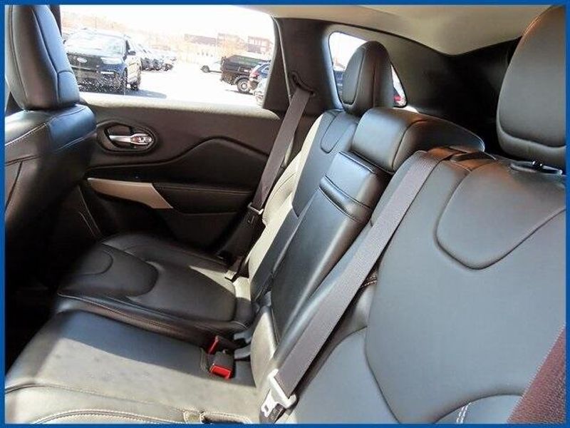 2018 Jeep Cherokee LimitedImage 10