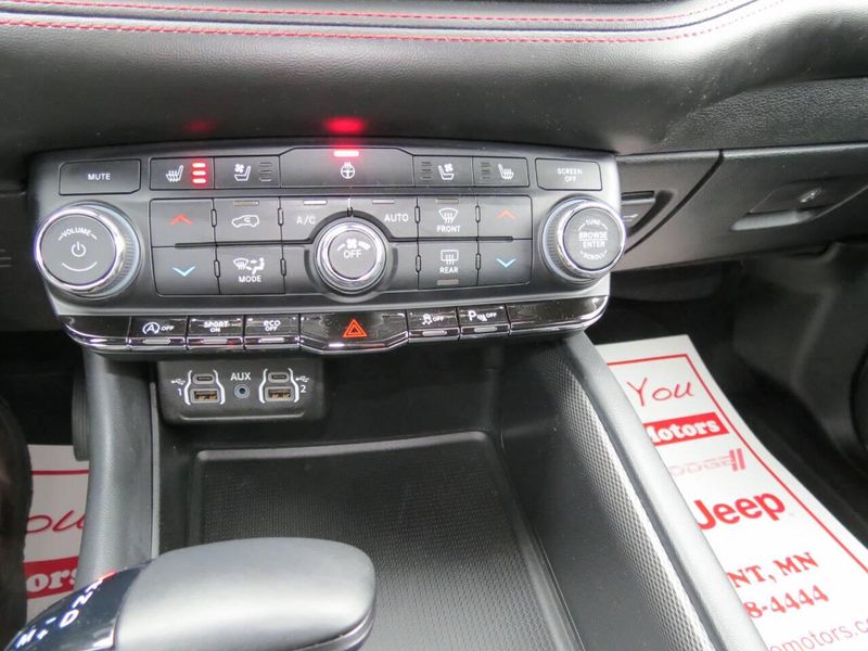 Used 2024 Dodge Durango GT Plus AWD 4dr SUVImage 16
