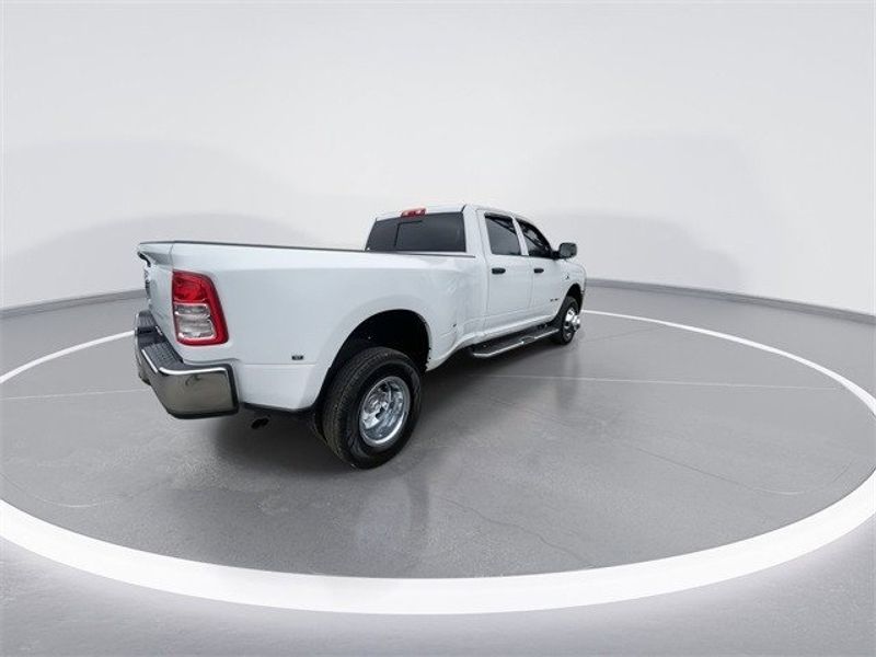 2020 RAM 3500 TradesmanImage 8