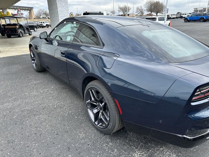 2024 Dodge Charger Daytona R/T AwdImage 9