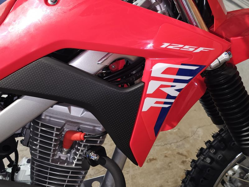 2025 Honda CRF125F Image 13