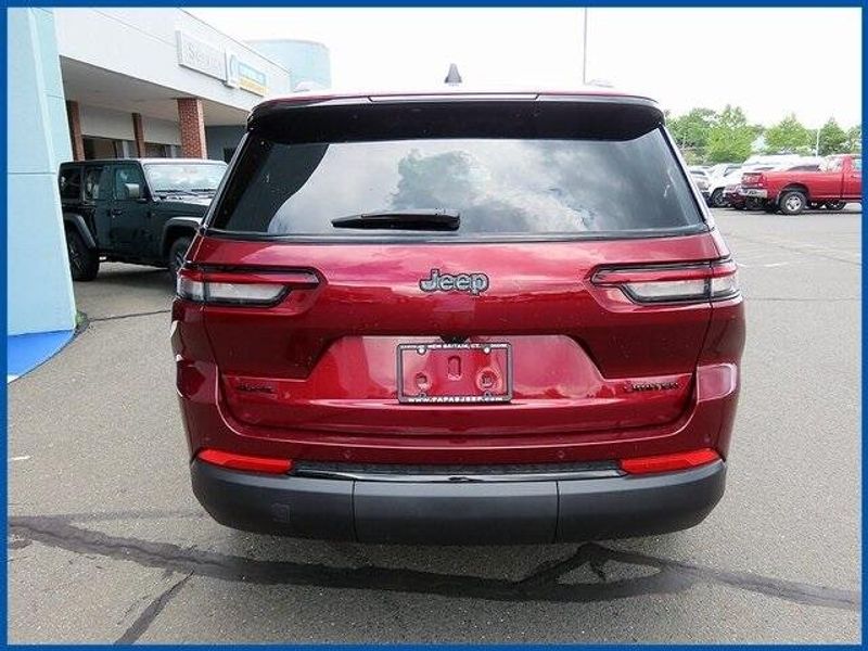 New 2025 Jeep Grand Cherokee LimitedImage 6