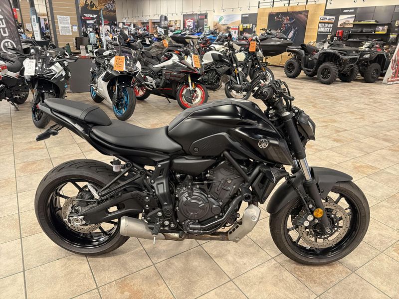 Used 2022 Yamaha MT-07 CA Image 10
