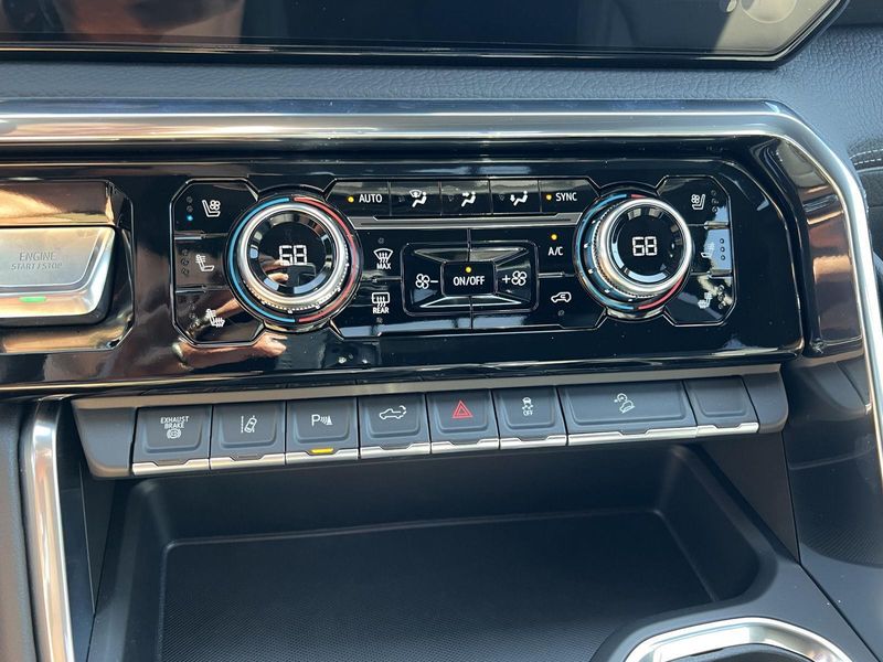2026 Gmc Sierra HD Denali photo 33