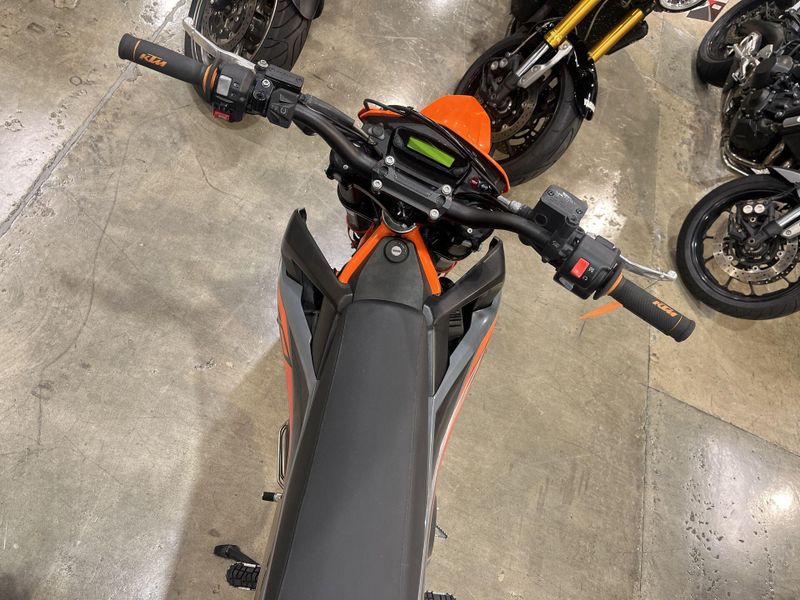 Used 2021 KTM 690 SMC R Image 15