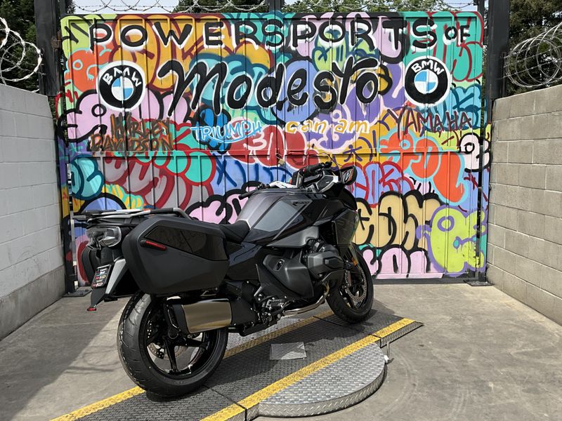 New 2026 BMW R 1300 RT Image 5