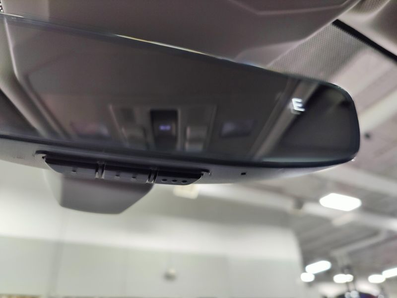 Used 2024 Volkswagen Jetta SE w/SunroofImage 21