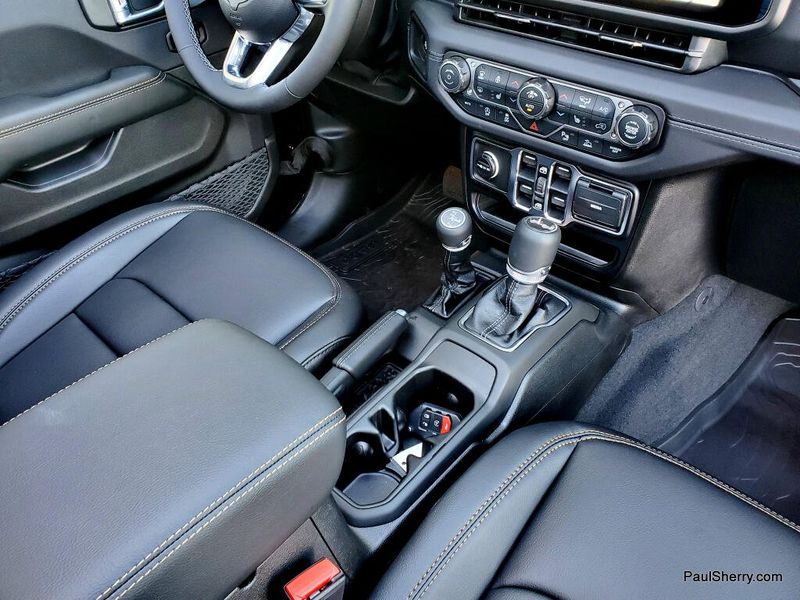 New 2026 Jeep Wrangler 4-door Sahara