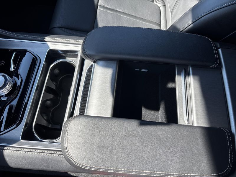 2026 Jeep Grand Wagoneer Limited Reserve 4x4Image 43