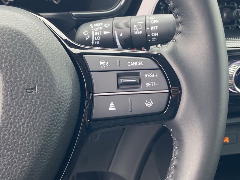 Used 2025 Honda CR-V EX-LImage 28
