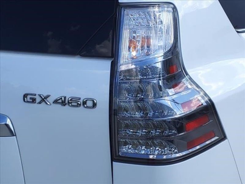 2021 Lexus GX 460Image 13