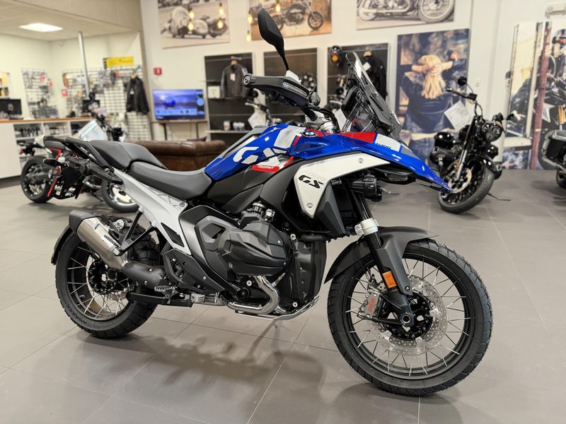 2025 BMW R 1300 GSImage 1