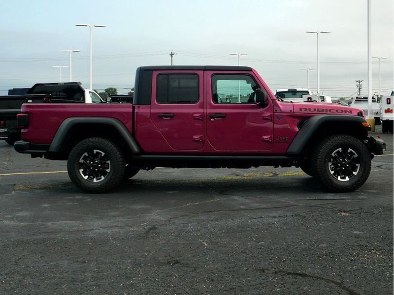 2024 Jeep Gladiator Rubicon 4x4Image 13