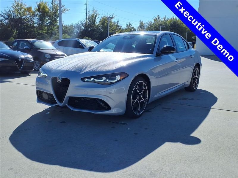 New 2025 Alfa Romeo Giulia RwdImage 2