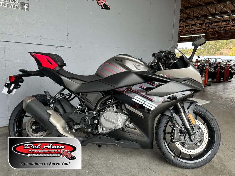 New 2025 CFMOTO 300SS 