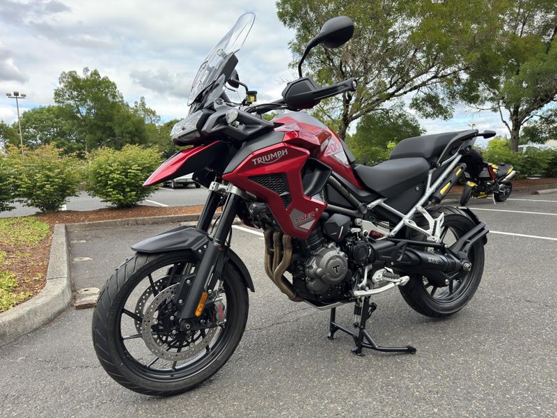 2025 Triumph Tiger 1200 GT Pro - CARNIVAL RED 