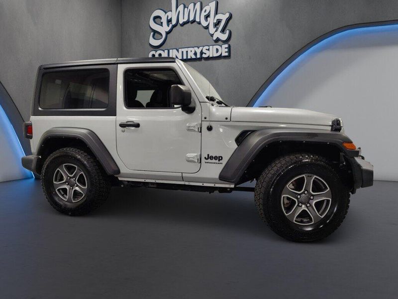 Used 2022 Jeep Wrangler Sport S 4x4 w/ HardTop & NavImage 3