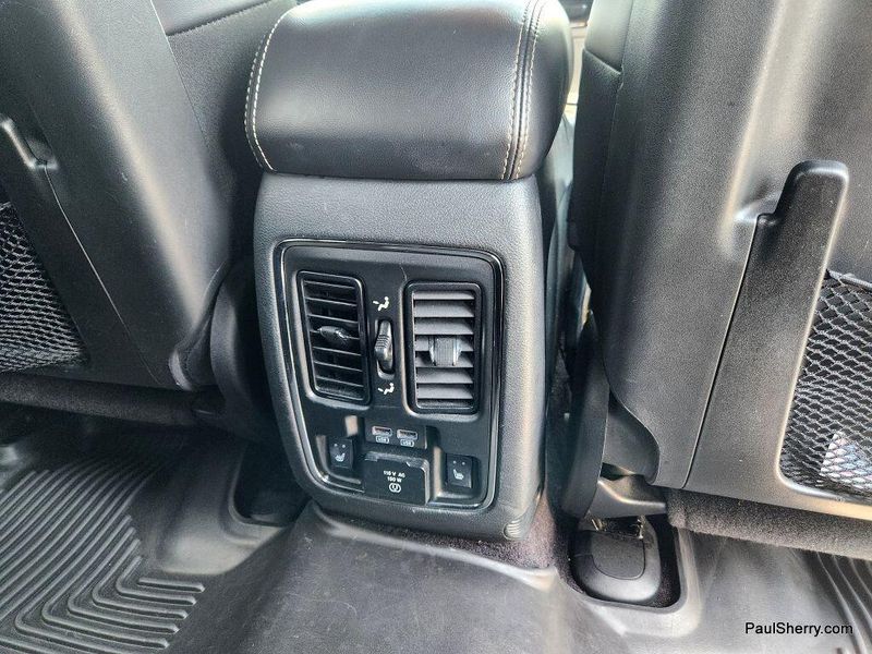 Used 2017 Jeep Grand Cherokee LimitedImage 43