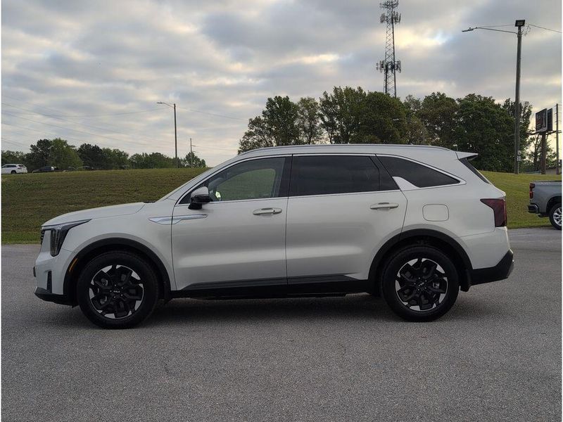 Used 2026 Kia Sorento SImage 2