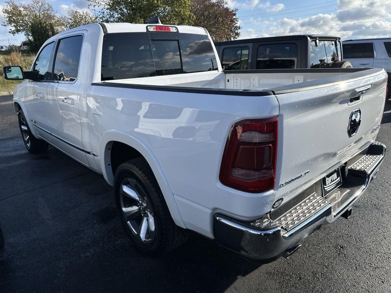 2022 RAM 1500 LimitedImage 11