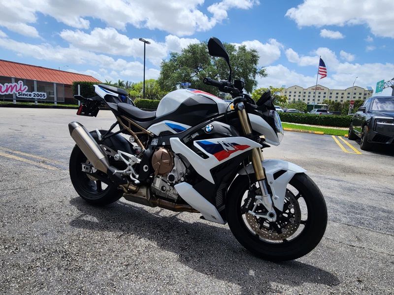 Used 2023 BMW S 1000 R Image 10