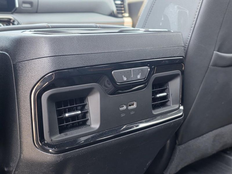 Used 2024 GMC Sierra 2500HD AT4