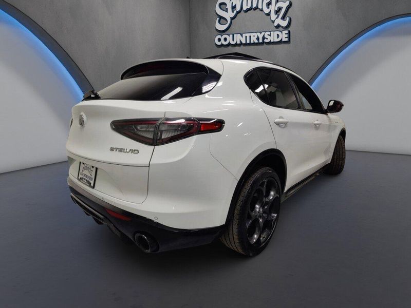 Used 2024 Alfa Romeo Stelvio Veloce AWD w/Activ AssistImage 14