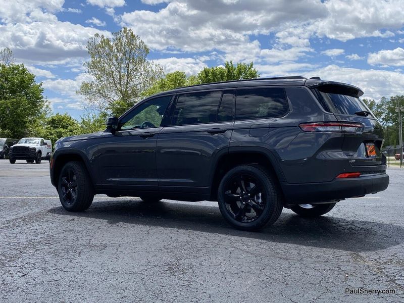 New 2026 Jeep Grand Cherokee L Limited 4x4