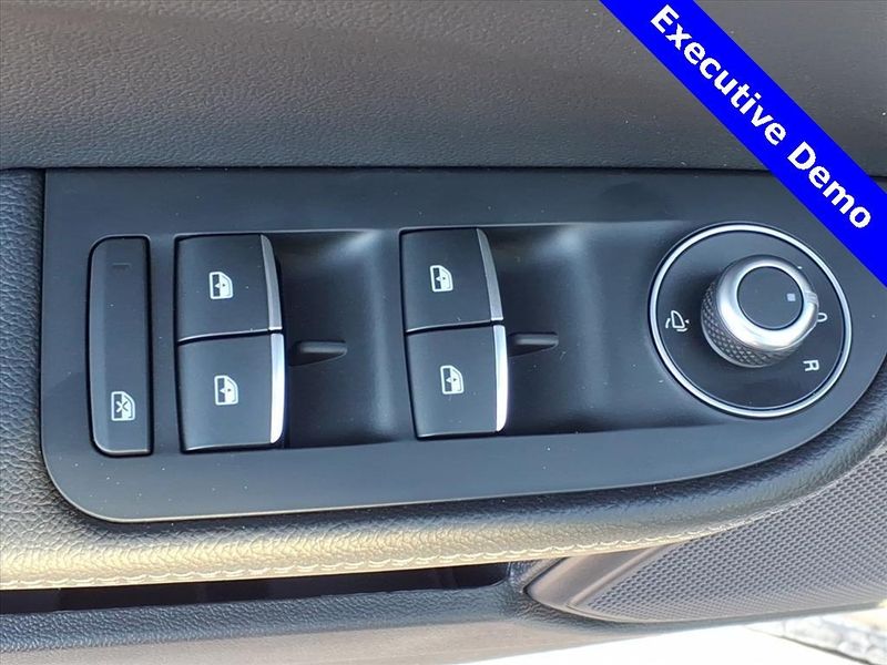 New 2025 Alfa Romeo Giulia RwdImage 18