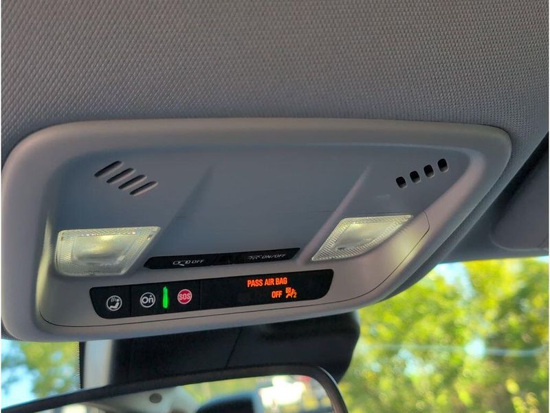 Used 2024 Chevrolet Malibu LTImage 29