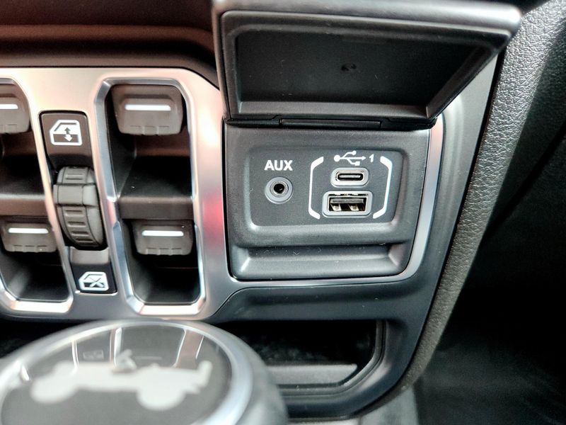 New 2027 Jeep Wrangler 4-door Sahara