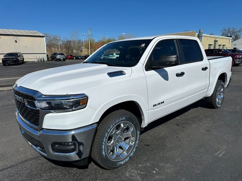 2025 RAM 1500 Big Horn Crew Cab 4x4 5