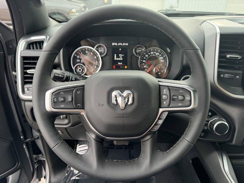 2025 RAM 1500 Big HornImage 17